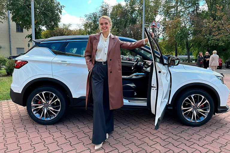 Мисс Беларусь рассказала, что будет делать с призовой машиной Мисс Беларусь рассказала, что будет делать с призовой машиной