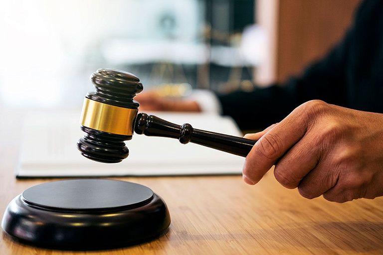 В Могилеве суд вынес вердикт матери, которая выкинула новорожденную в окно В Могилеве суд вынес вердикт матери, которая выкинула новорожденную в окно