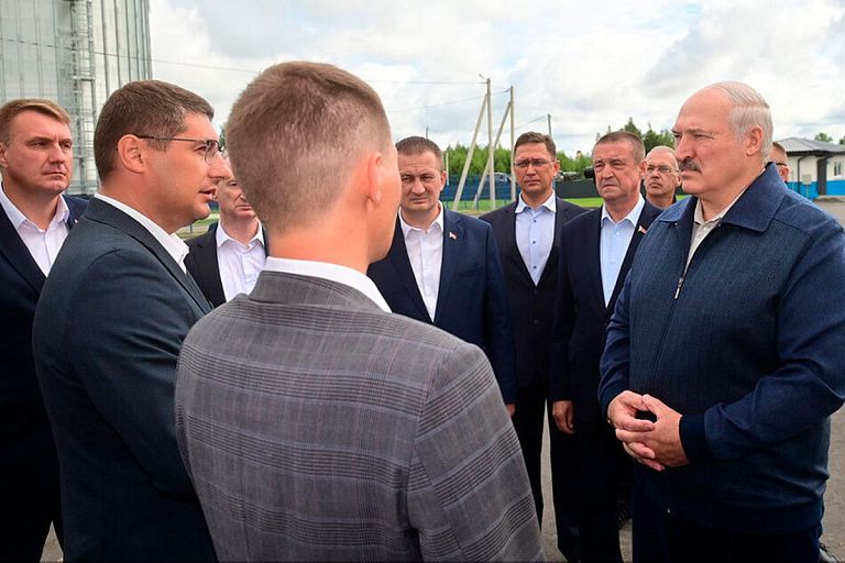 Почему Беларусь не будет экспортировать зерно – Лукашенко Почему Беларусь не будет экспортировать зерно – Лукашенко