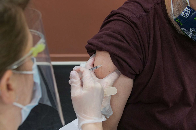 В Беларуси вакцинировано от COVID-19 более 70% населения В Беларуси вакцинировано от COVID-19 более 70% населения