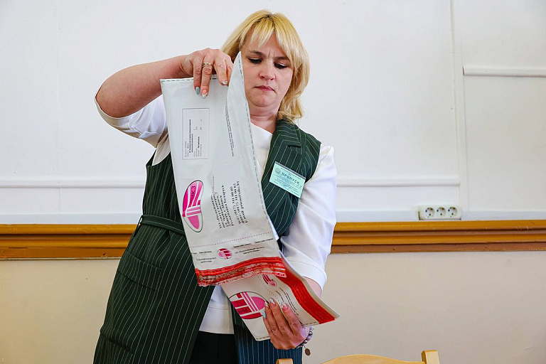 Правила ЦЭ снова меняют: выпускники смогут проверить, честно ли их оценили Правила ЦЭ снова меняют: выпускники смогут проверить, честно ли их оценили