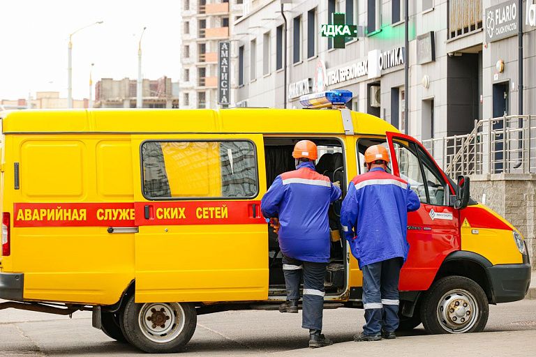 Лавина заявок: в "аварийке" рассказали, из-за чего их вызывают на Новый год Лавина заявок: в "аварийке" рассказали, из-за чего их вызывают на Новый год