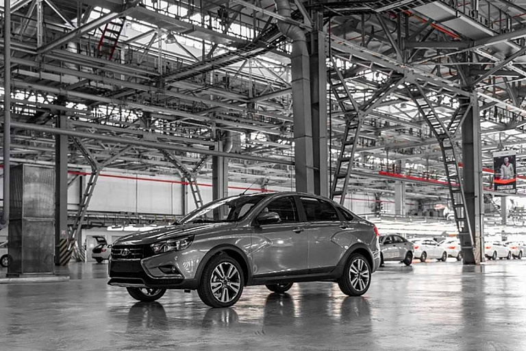 Стало известно, когда АвтоВАЗ вернет на конвейер Lada Vesta Стало известно, когда АвтоВАЗ вернет на конвейер Lada Vesta