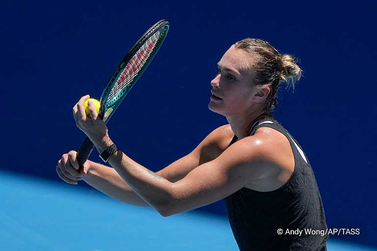Соболенко уверенно стартовала на Australian Open 2024 Соболенко уверенно стартовала на Australian Open 2024