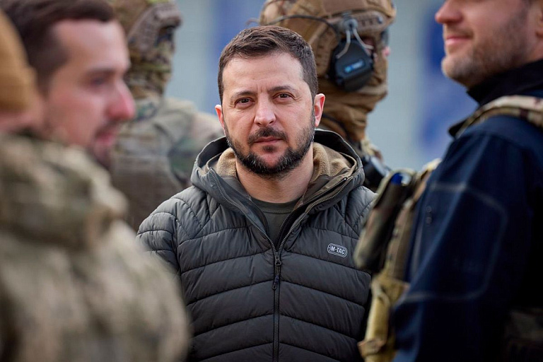 Зеленский считает, что пришло время прекратить боевые действия Зеленский считает, что пришло время прекратить боевые действия