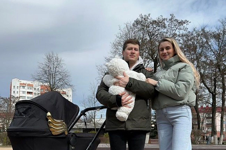Большой взрыв страсти в гомельской семье стал причиной появления Космоса Большой взрыв страсти в гомельской семье стал причиной появления Космоса