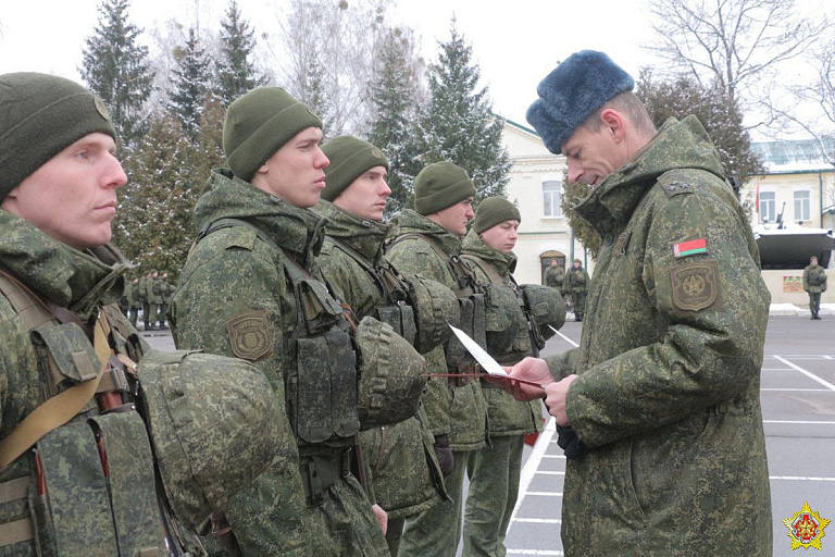 Минобороны Беларуси готовит поправки в закон о мобилизации с учетом опыта РФ Минобороны Беларуси готовит поправки в закон о мобилизации с учетом опыта РФ