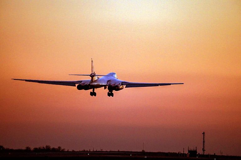 ВКС высокоточным оружием уничтожили более 90 польских наемников ВКС высокоточным оружием уничтожили более 90 польских наемников