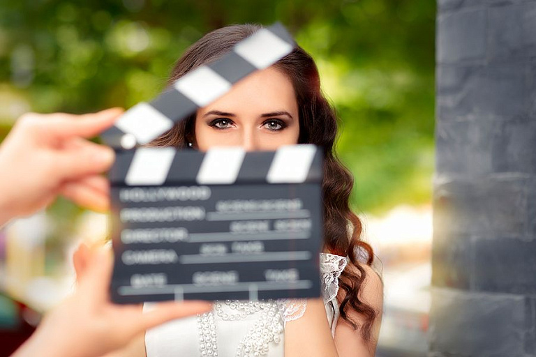 В России снимут свою версию телесериала "Постучись в мою дверь" В России снимут свою версию телесериала "Постучись в мою дверь"