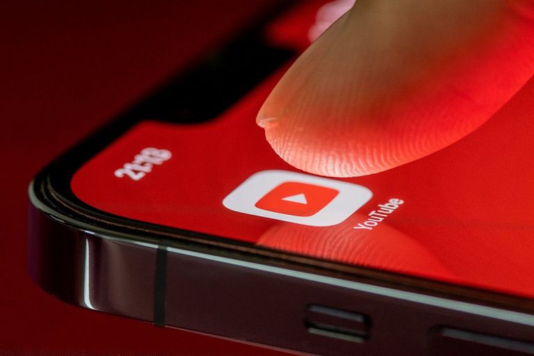 YouTube вернул ненавистный пользователям дизайн YouTube вернул ненавистный пользователям дизайн