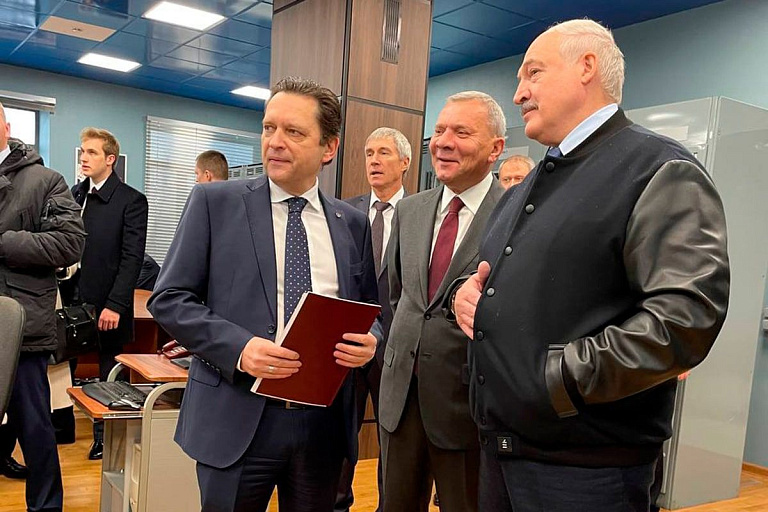 Лукашенко посетил Звездный городок в России Лукашенко посетил Звездный городок в России