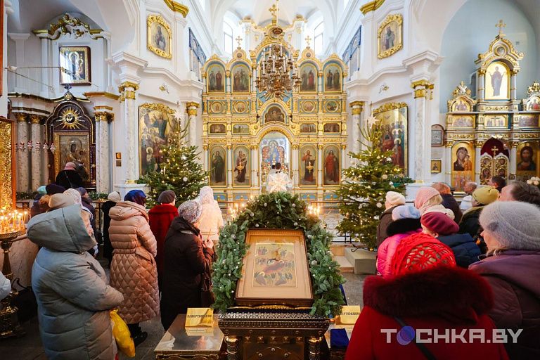 Белорусы празднуют Рождество Христово Белорусы празднуют Рождество Христово