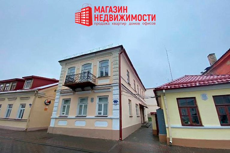 В вековом доме в центре Гродно продают маленькую "двушку" по цене "однушки" В вековом доме в центре Гродно продают маленькую "двушку" по цене "однушки"
