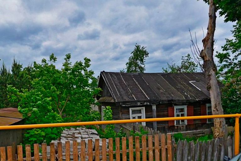 В Минске на берегу Свислочи продается частный дом с большим участком В Минске на берегу Свислочи продается частный дом с большим участком