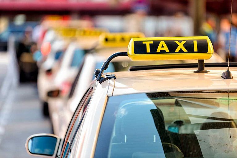 Автоперевозчики с 1 августа начали работать по-новому – вот что изменилось Автоперевозчики с 1 августа начали работать по-новому – вот что изменилось