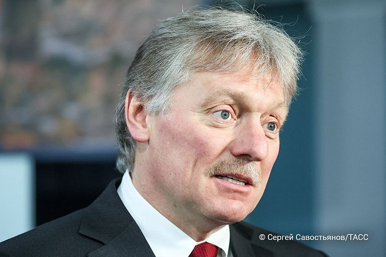 Песков отказался комментировать сообщения о ЧП на аэродроме в Беларуси Песков отказался комментировать сообщения о ЧП на аэродроме в Беларуси