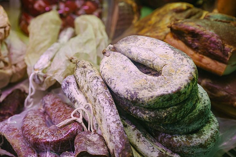 Россельхознадзор запретил поставки мяса и рыбы с пяти белорусских предприятий Россельхознадзор запретил поставки мяса и рыбы с пяти белорусских предприятий