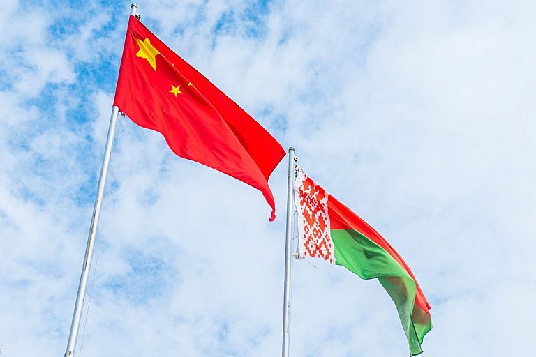 У Китая и Беларуси будет еще больше совместных заводов У Китая и Беларуси будет еще больше совместных заводов