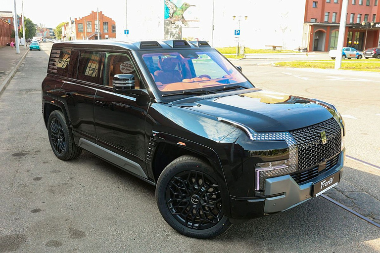 "Царь горы": откатали самый дорогой китайский кроссовер BYD Yangwang U8 "Царь горы": откатали самый дорогой китайский кроссовер BYD Yangwang U8