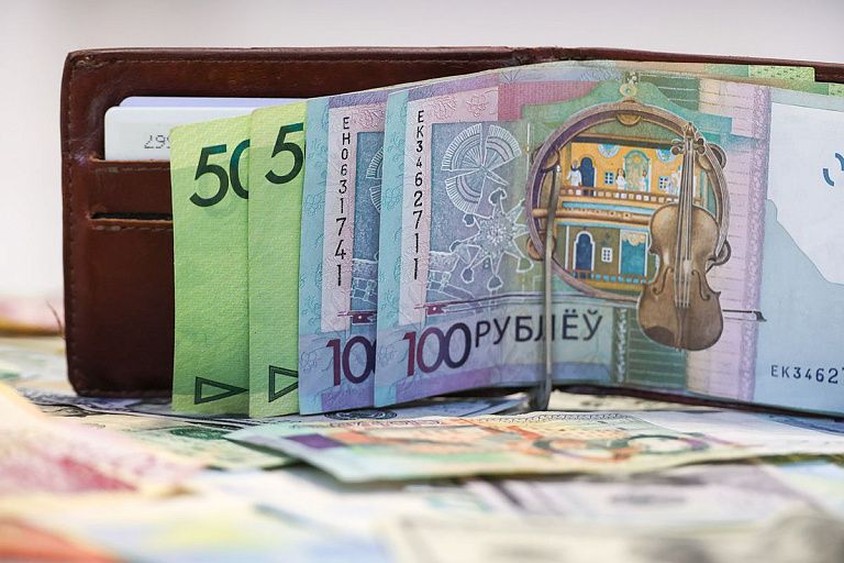 На торгах БВФБ подорожали сразу три валюты На торгах БВФБ подорожали сразу три валюты