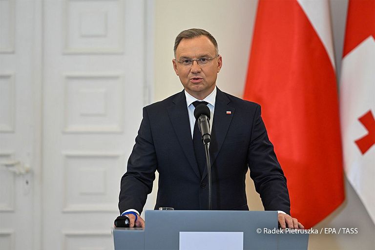Президент Польши лишился кончика пальца – что произошло Президент Польши лишился кончика пальца – что произошло