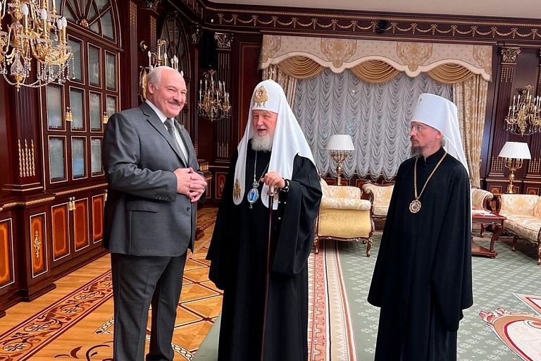 Стало известно, какой подарок Александр Лукашенко сделал Патриарху Кириллу Стало известно, какой подарок Александр Лукашенко сделал Патриарху Кириллу