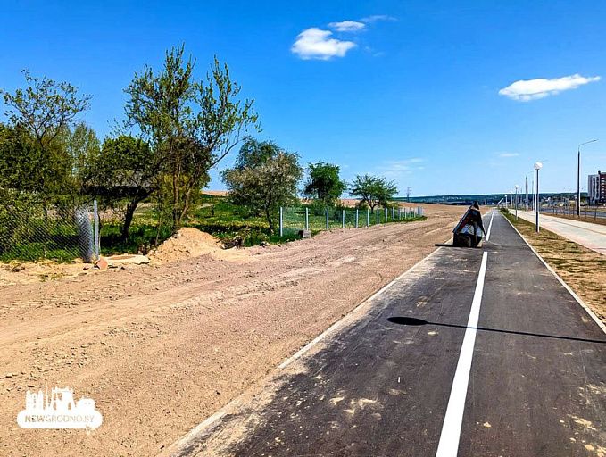 На новой велодорожке в Гродно заметили необычное препятствие На новой велодорожке в Гродно заметили необычное препятствие