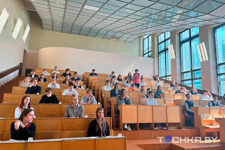 "Не дают данные для проверки результатов ЦЭ": родители жалуются на школы "Не дают данные для проверки результатов ЦЭ": родители жалуются на школы
