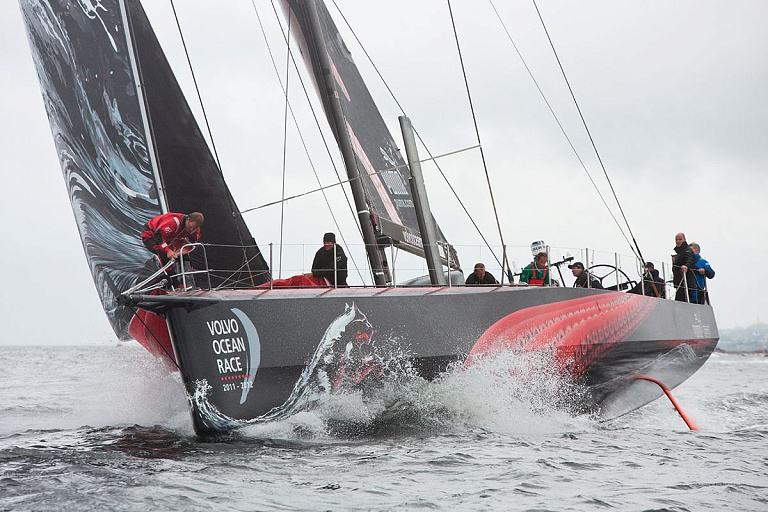 Микропластик выявлен в каждой пробе воды во время кругосветки Ocean Race Микропластик выявлен в каждой пробе воды во время кругосветки Ocean Race