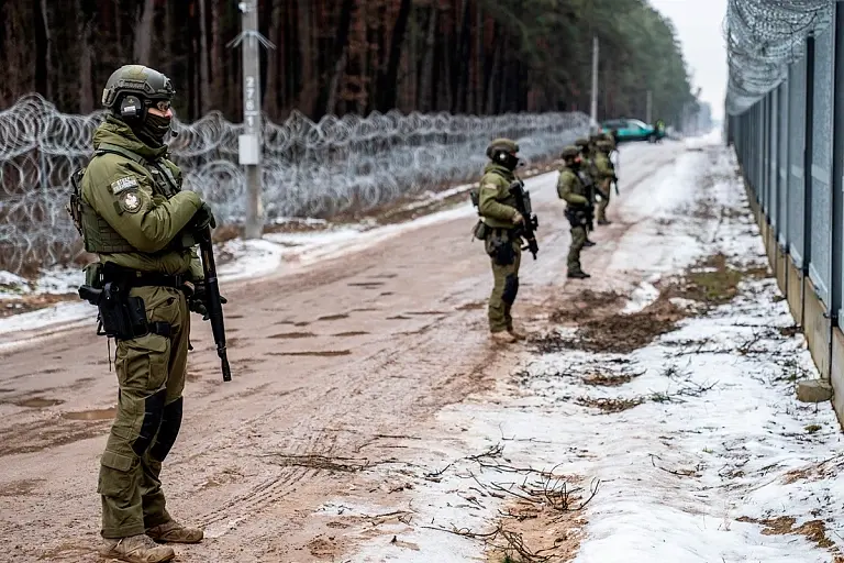 Польша заминирует границу с Беларусью и Россией Польша заминирует границу с Беларусью и Россией