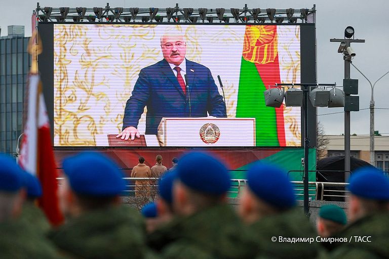 Лукашенко в седьмой раз вступил в должность президента Беларуси – как это было Лукашенко в седьмой раз вступил в должность президента Беларуси – как это было