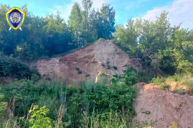 Ребенка засыпало песком в Быховском районе, мальчик погиб
