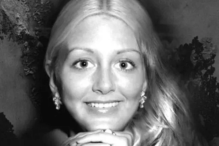 Автор "Дневников вампира" Лиза Джейн Смит умерла Автор "Дневников вампира" Лиза Джейн Смит умерла