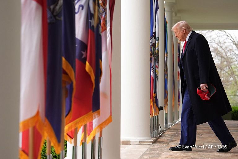 Торговый воин: Трамп ставит ультиматум Китаю и угрожает новыми пошлинами Торговый воин: Трамп ставит ультиматум Китаю и угрожает новыми пошлинами