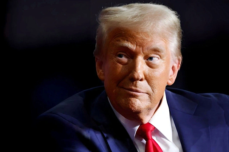 Надвое сказал: Трамп отложил введение масштабных торговых пошлин Надвое сказал: Трамп отложил введение масштабных торговых пошлин