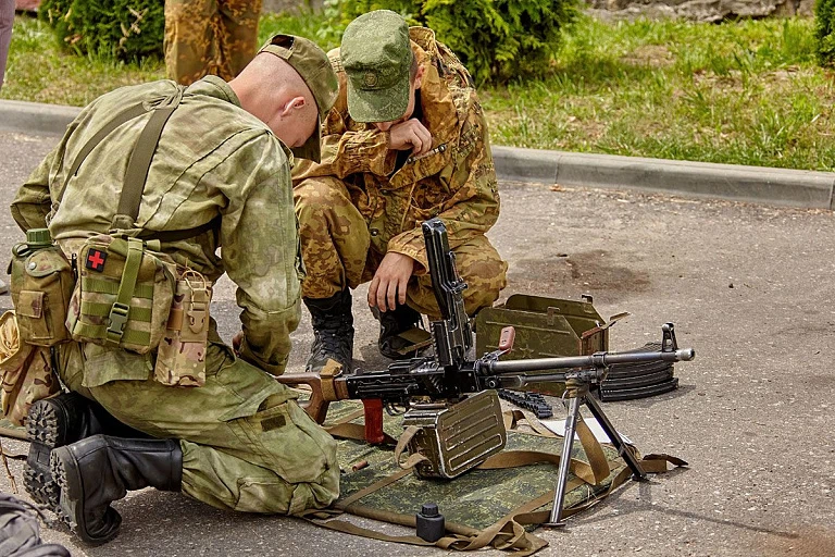 Минобороны собирает артиллерию и военнообязанных под Гродно – узнали причину Минобороны собирает артиллерию и военнообязанных под Гродно – узнали причину