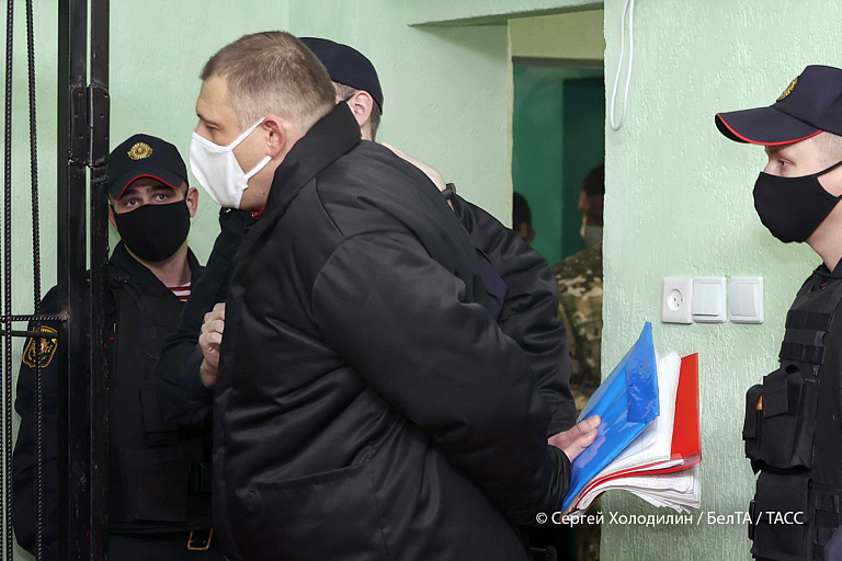 Оппозиционера Сергея Тихановского 